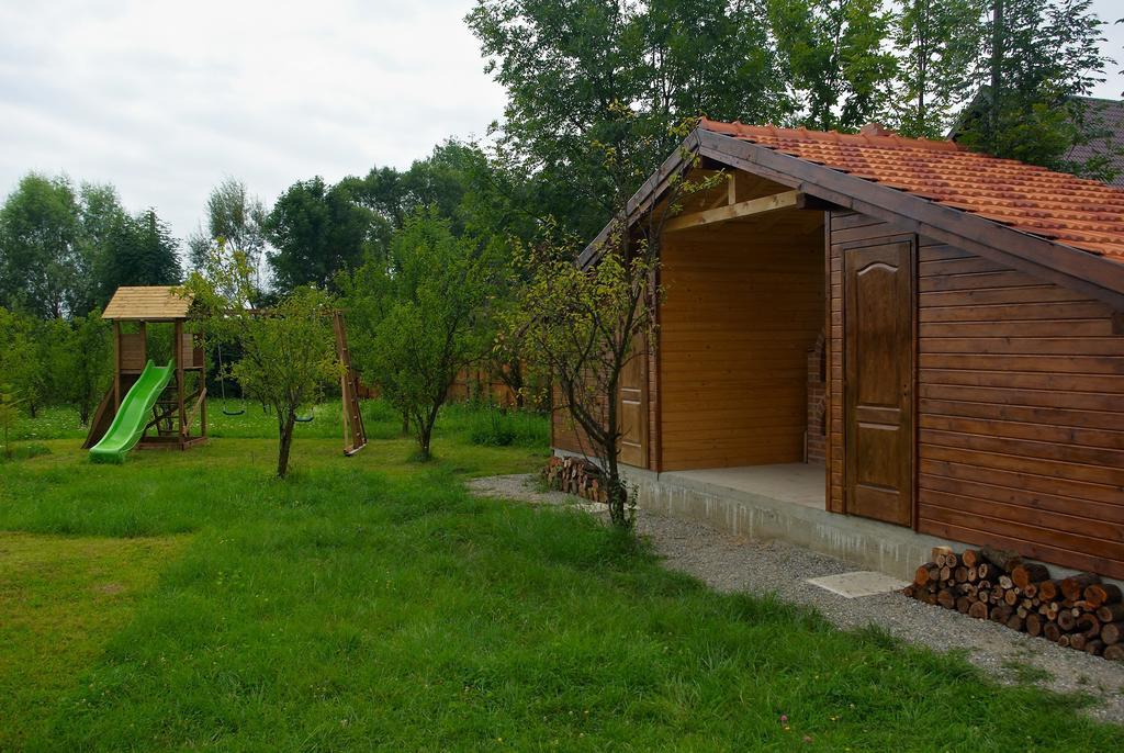 Casuta Cu Prieteni Cornu de Jos Camera foto