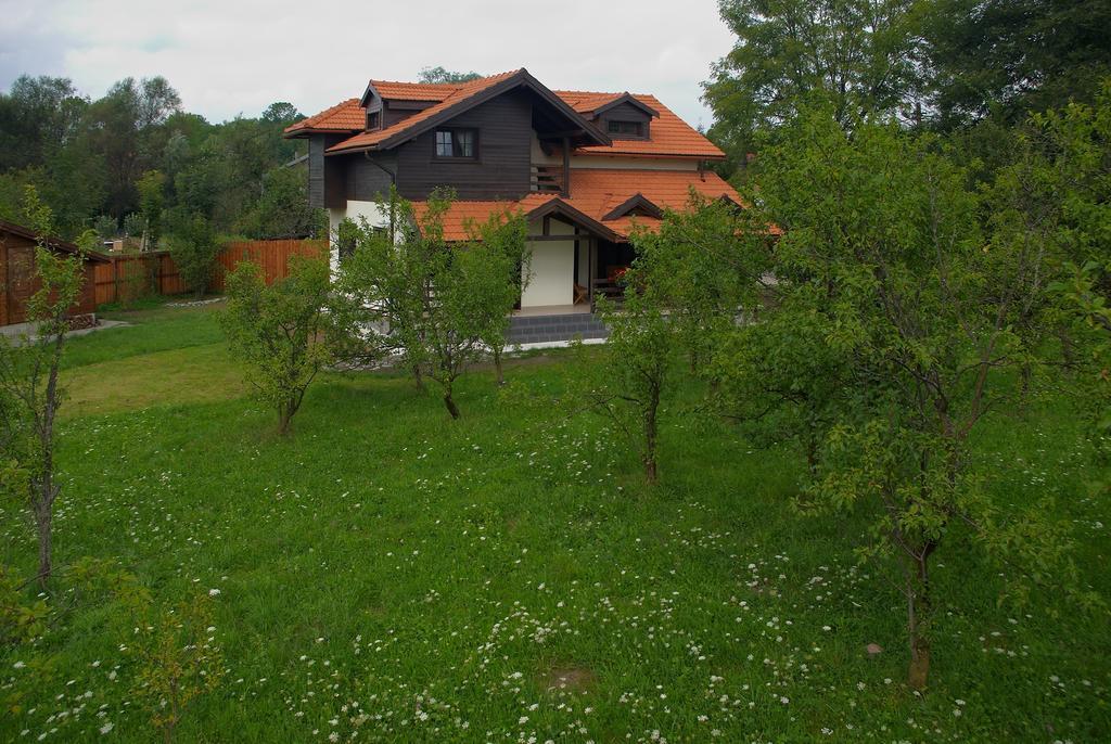 Casuta Cu Prieteni Cornu de Jos Camera foto